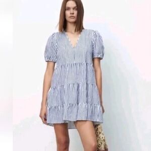 Zara Linen Cotton Blend Tiered Dress Size XS Striped Blue and White Puff Sleeve